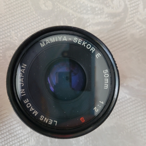 Mamiya -sekor EF50mm Lens 1:2 w/pro 48 UV  Photo & Video